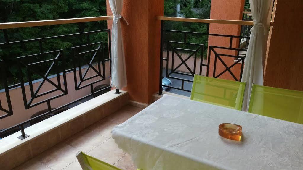 Luxury Sunrise Complex Apartment โกลเดน แซนส์ ภายนอก รูปภาพ